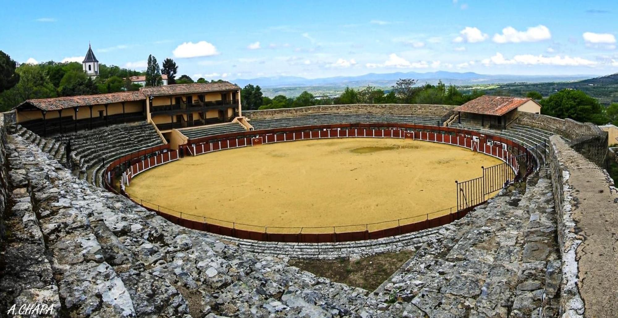 Portales De Pizarro Apartment Bejar Bagian luar foto